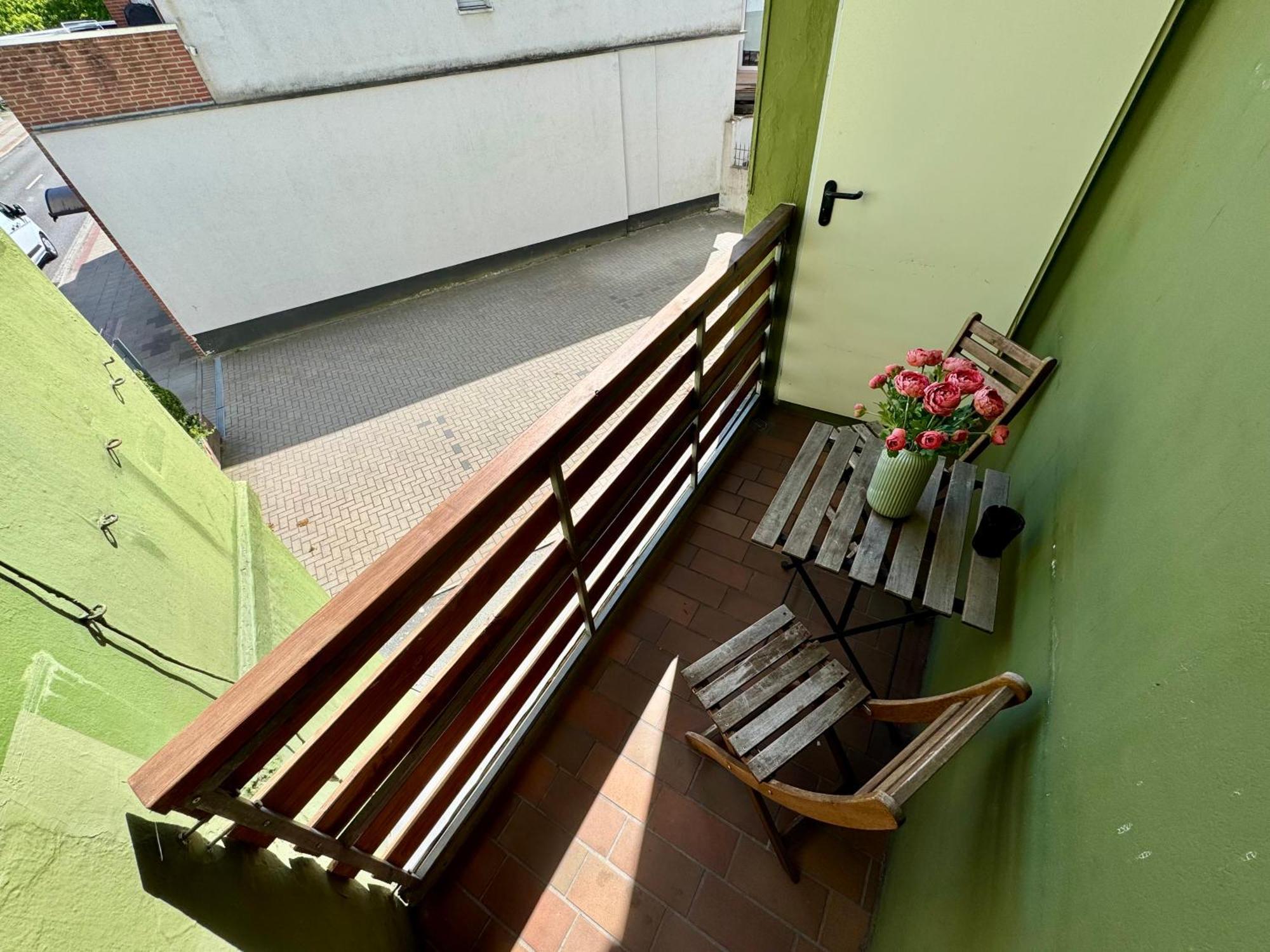 Das Blaue Tuerchen - Wohnung Mit Beamer Und Kicker Bremerhaven Exterior photo